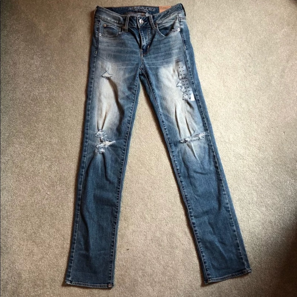 **SOLD** American Eagle Straight Leg Jeans